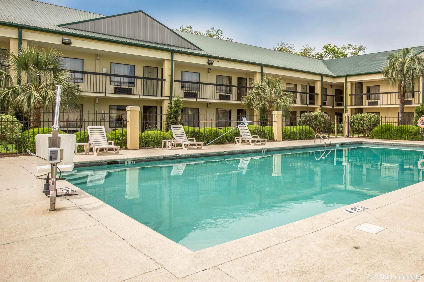 Quality Inn & Suites Near Lake Eufaula Eksteriør billede