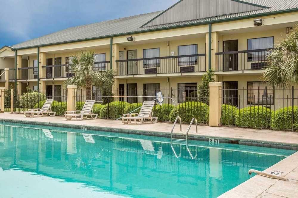 Quality Inn & Suites Near Lake Eufaula Eksteriør billede