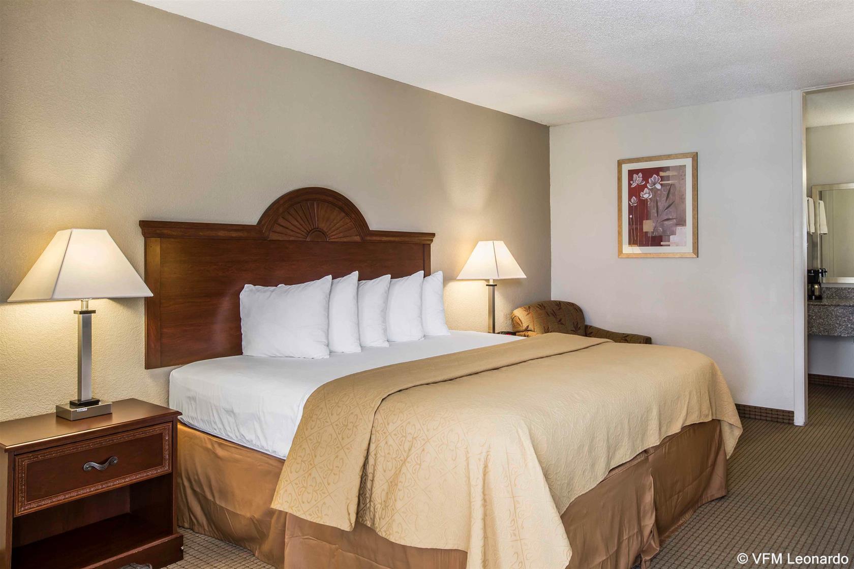 Quality Inn & Suites Near Lake Eufaula Eksteriør billede