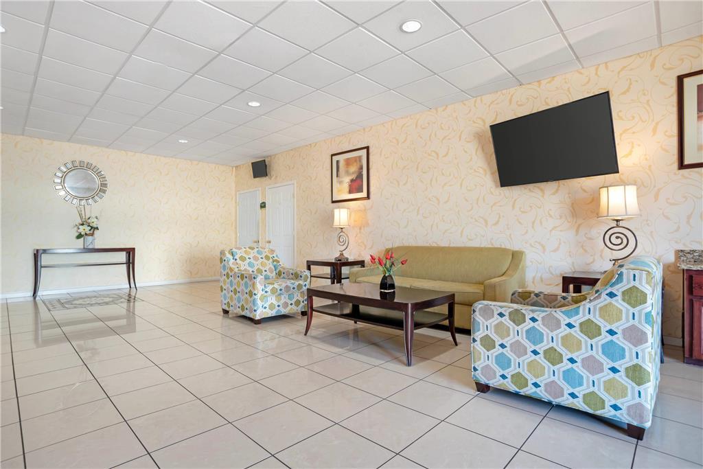 Quality Inn & Suites Near Lake Eufaula Interiør billede